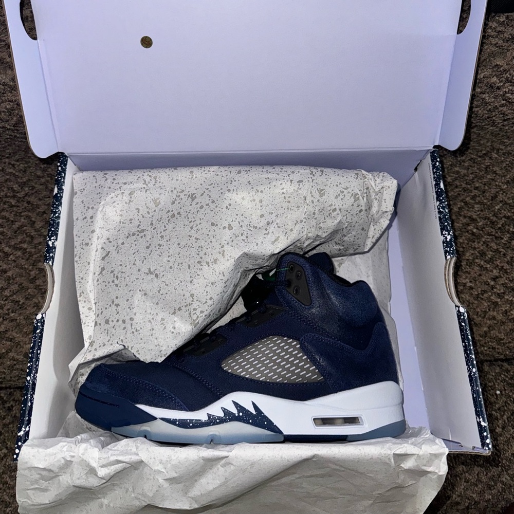 Jordan 5 Retro Georgetown